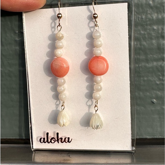 33A. Gold Filled Pink Coral & Mother of Pearl Pikake Bead Handmade Earrings - Picture 1 of 4